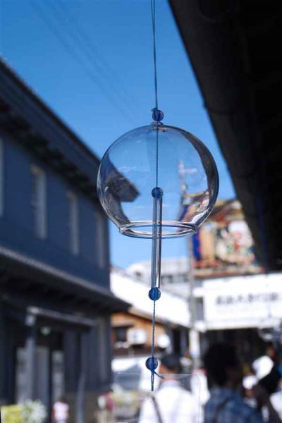 黒壁で めくるめくぅー