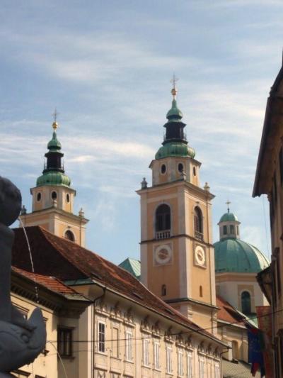 スロベニア魂の焦点リュブリャナ【04】市を代表する貫禄「市庁舎」