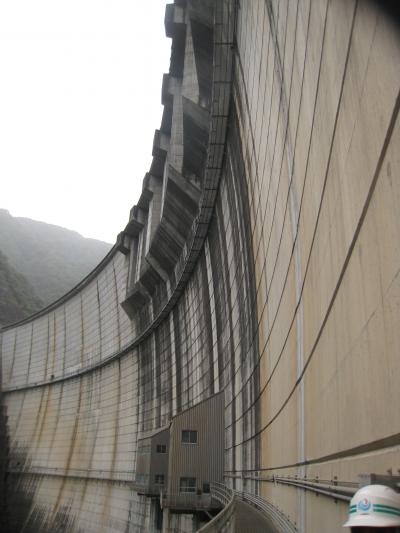 湯西川 ダムとダム湖探検ツアー