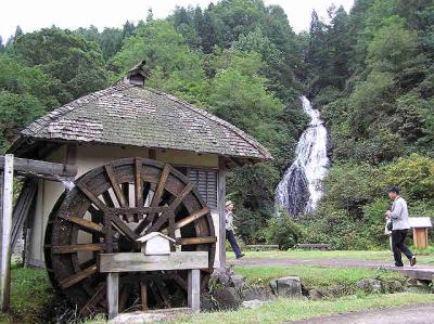 七滝　日本の滝百選　秋田県 