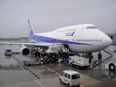 ＡＮＡファーストクラスで行く、フランス・パリ一人旅　出発→到着まで