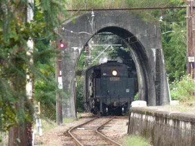 廃校や無人駅に立ち寄りながら千頭までの川根ドライブ　