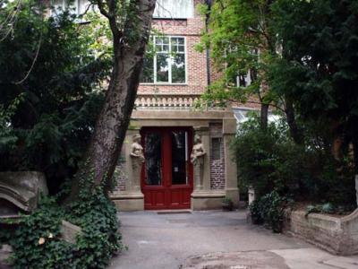 世界の建築シリーズ 20：La Ruche  &  Fondation Cartier - Paris, France