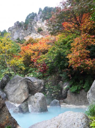 姥湯温泉（Ubayu Spa）の紅葉とJR峠駅・板谷駅
