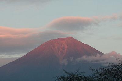 秋色の富士山