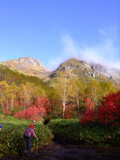 ～山歩き～　紅葉を観に焼岳から上高地へ