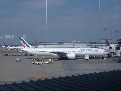 【フランス　パリジェンヌな旅】１日目