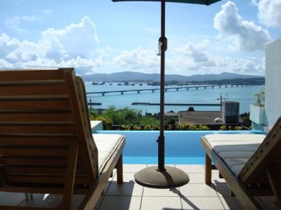 沖縄旅行４泊５日～２日目（首里城→斎場御嶽→海カフェ→古宇利島　ヴィラデラセーラ）