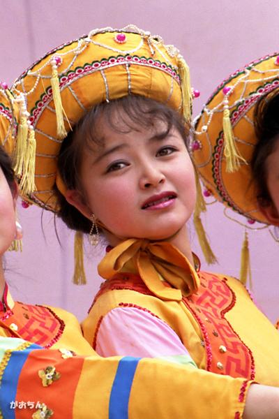 にぎやかな少数民族の祭 大理三月街～雲南をゆく1990 (3)