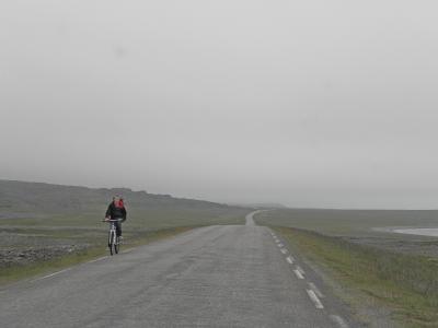 2010.7ラップランド3240kmドライブ24(7日目）-E75号線終点のVardoへ．