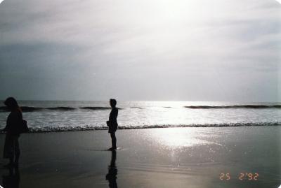 世界一長いビーチ　コックスバザールへ