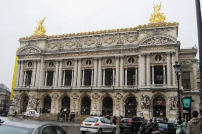 2010秋、独・仏・瑞3カ国旅行記(24/39)：11月13日(2)：パリ・エッフェル塔、シャイヨ宮、オペラ座界隈、お寿司屋さん