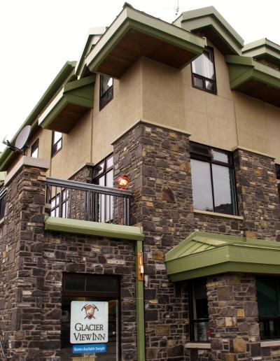 カナダ13　カナディアン ロッキー　駆け巡り　☆黄葉に彩られた山麓 