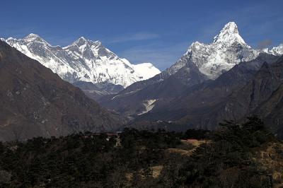 ヒマラヤエベレスト街道トレッキング