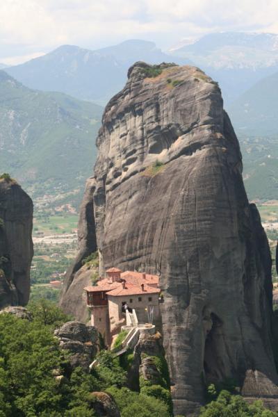 ギリシアの旅ー１２　世界遺産メテオラ（中編）　「ルサヌー修道院」へ
