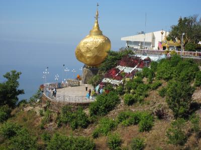 マンダレー、シポーとチャイティーヨーのゴールデンロック