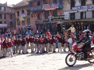 ネパール（の一部）見聞録②　バクタプルとパシュパティナートで押しかけガイドに会う