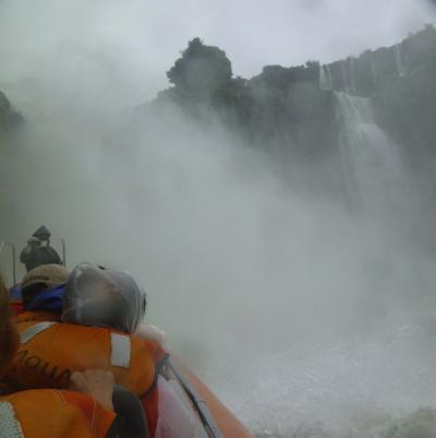 アルゼンチン１９　イグアスの滝５（ボートツアー１）