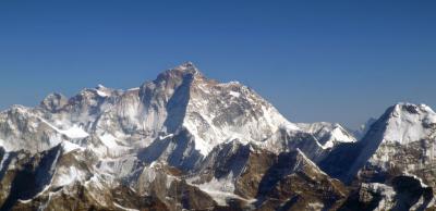 エベレスト　夢の山遂に目視