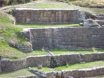 ペルー１４　クスコの街並み４（タンボ・マチャイ沐浴場）