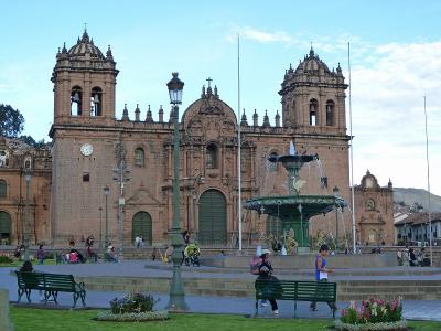 ペルー１７　クスコの街並み７（アルマス広場、大聖堂）