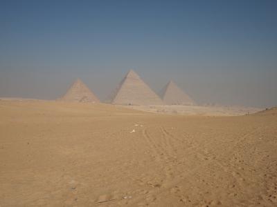 ピラミッドとナイル川船旅