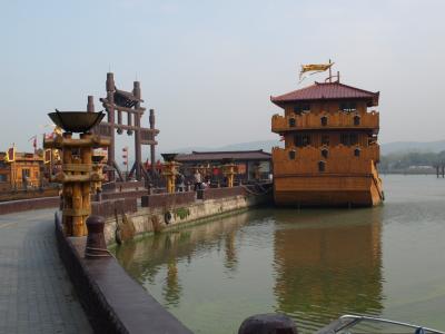 水郷の町無錫・蘇州・朱家角(上海)巡りの旅. <?>