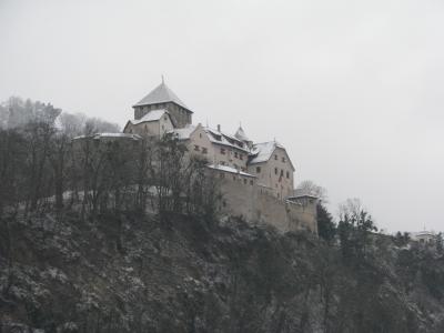 クリスマスのリヒテンシュタイン(ファドゥーツ)は人口10人くらいとみた!