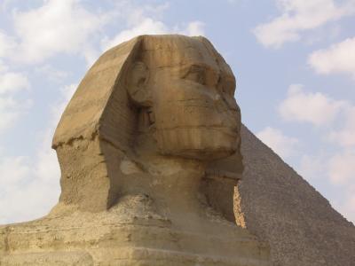 ギザ ピラミッド