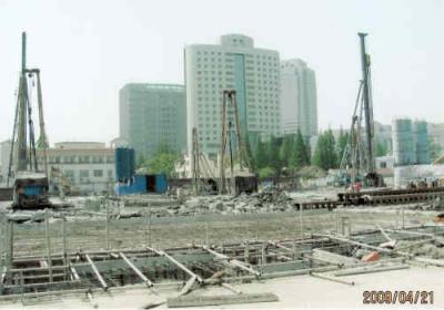 上海の古北エリア・高島屋・工事中・2009年