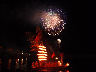 【石見路007】清流「高津川」にて、伝統の船神事「ホーランエー」を見る