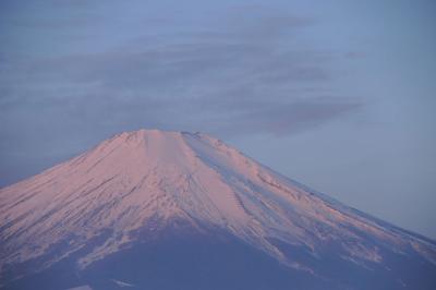 山中湖・パノラマ台から見た朝焼けの富士山