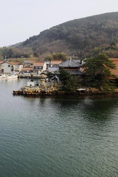 Solitary Journey ［856］ ＜江崎湾内の浮島に立つ西堂寺六角堂＞＆＜芸北八幡高原の雪景色＞ 山口県萩市江崎