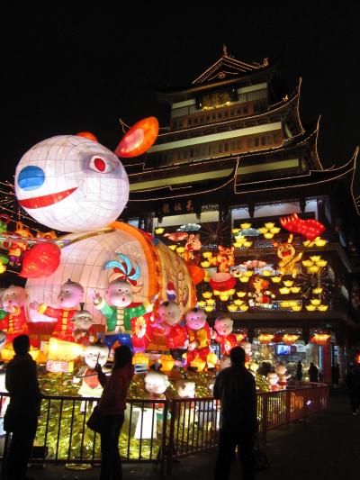 上海★兎年大吉！夜の旧正月ランタン祭り「2011豫園新春民俗芸術灯会」