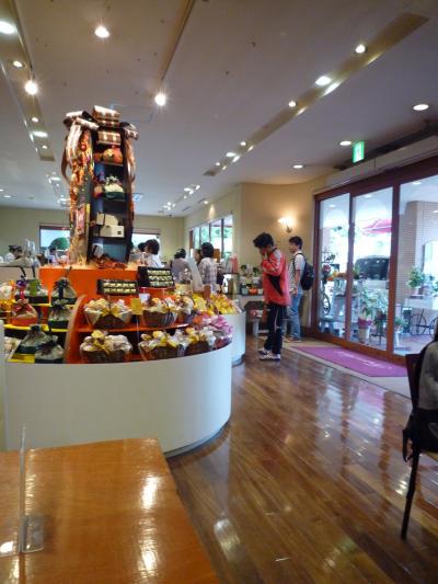 堺市深井　花とお菓子の工房 Franchise　に行ってきました。