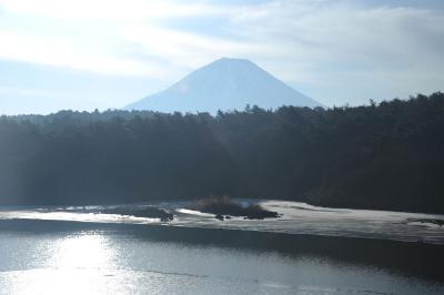 山中湖から本栖湖へ