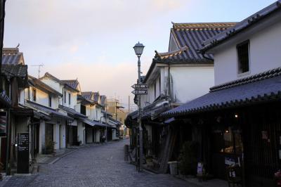 山口県・柳井★金魚ちょうちんが吊り下がる白壁のまちなみ