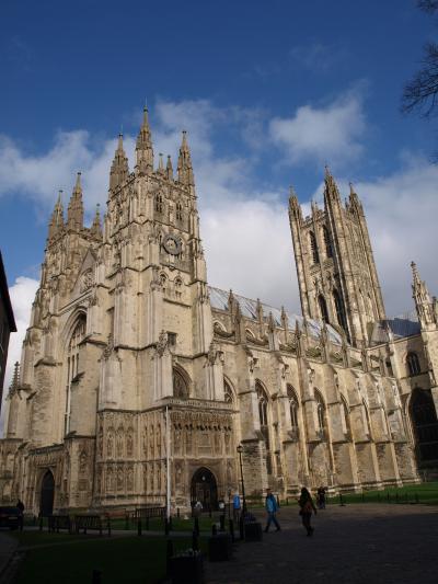 イングランド ～Day trip to Canterbury 英国国教会の総本山を訪れて・・・