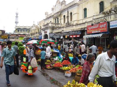 インド一周（４１）　マイソールの市場とモスリム街