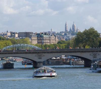 イエナ橋　　LE PONT D&#39;IENA （３３橋巡りの２9） 