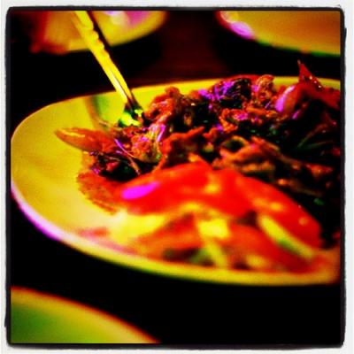 スクンビット通りのHONEY HOUSEホテル1階のタイ料理レストランで乾杯！