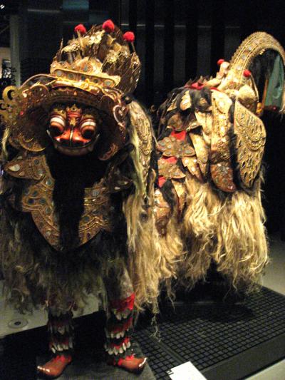 万博・国立民俗学博物館