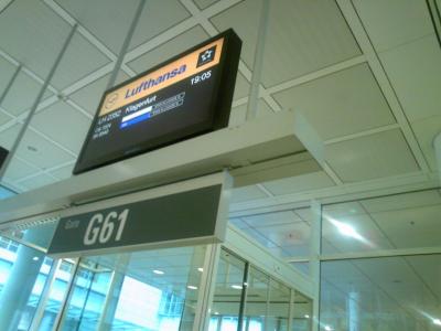 ミュンヘン国際空港（正式名：Flughafen M&amp;uuml;nchen Franz Josef Strau&amp;szlig;；フランツ・ ヨーゼフ・シュトラウス空港）transit