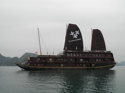 アンコールワット遺跡巡り&amp;ハロン湾クルーズ船１泊　カンボジア・ベトナム満喫7日間の旅（ベトナム編①）