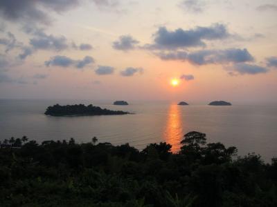 トラート　チャーン島　の夕日