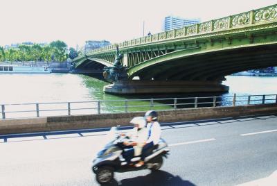 ミラボー橋 　　LE PONT MIRABEAU　 (３３橋巡りの３３） 