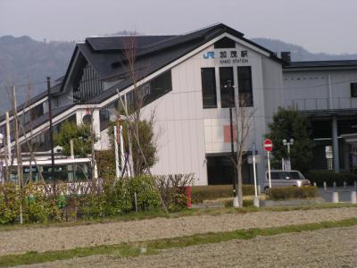 関西線の加茂駅