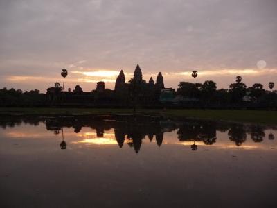 アンコールワットで朝日を見たい その1