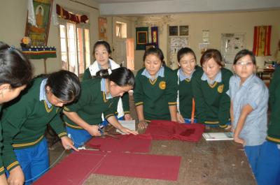 亡命チベット人の学校を尋ねて（４）