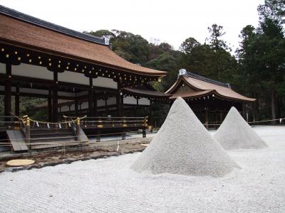 上賀茂神社～府立植物園～京都御苑を散策。